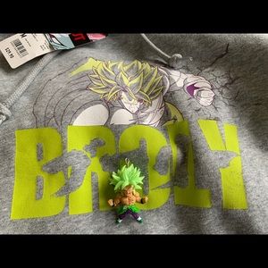 Uniqlo UT Dragon Ball Broly Hoodie size M Medium
